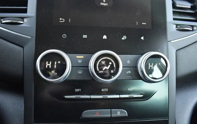 RENAULT Megane Ver-1-5-blue-dci-intens