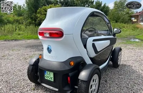 RENAULT Twizy 