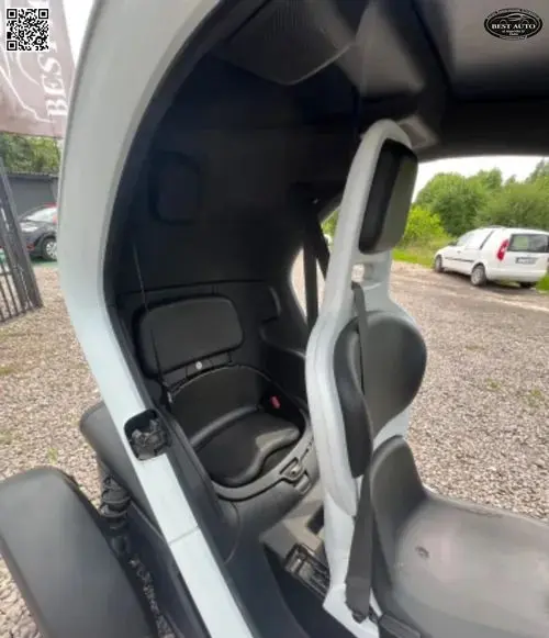 RENAULT Twizy 