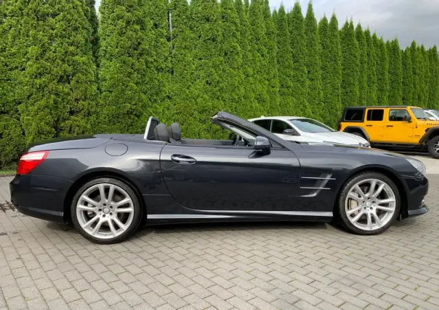 MERCEDES-BENZ SL 500 7G-TRONIC