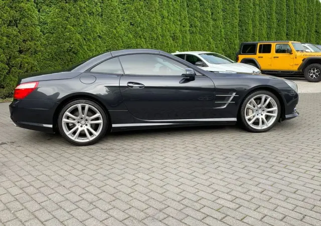 MERCEDES-BENZ SL 500 7G-TRONIC