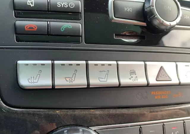 MERCEDES-BENZ SL 500 7G-TRONIC