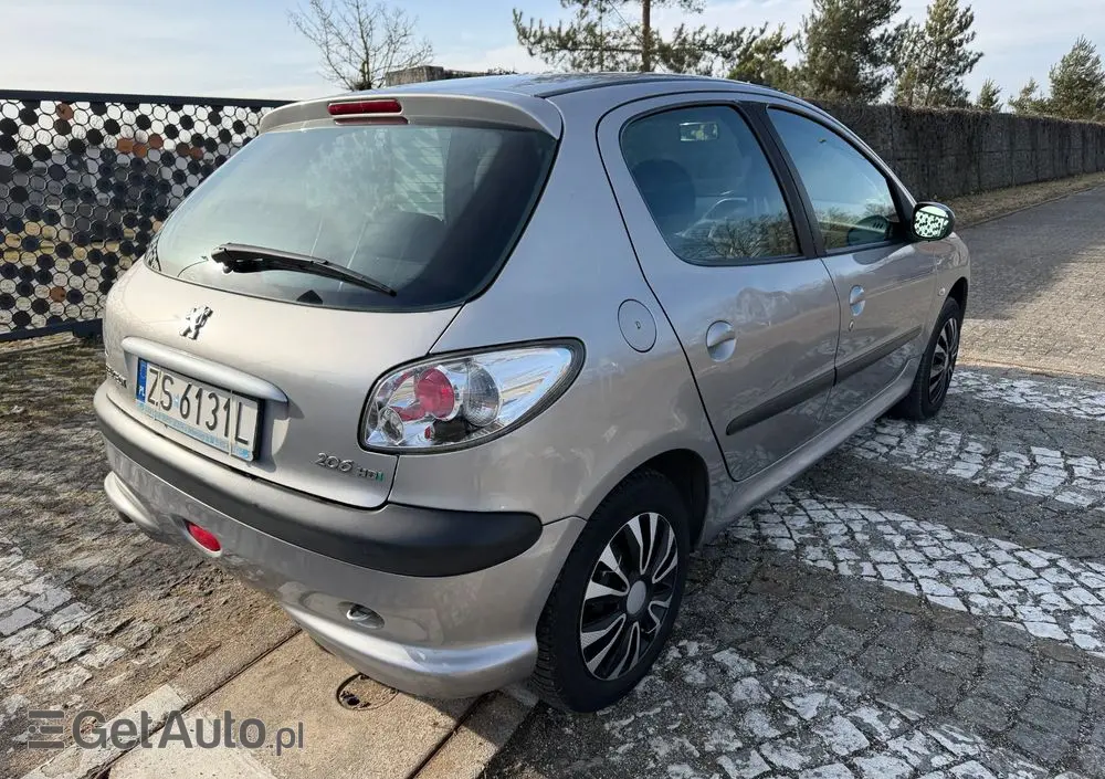 PEUGEOT 206 HDi eco 70 Filou