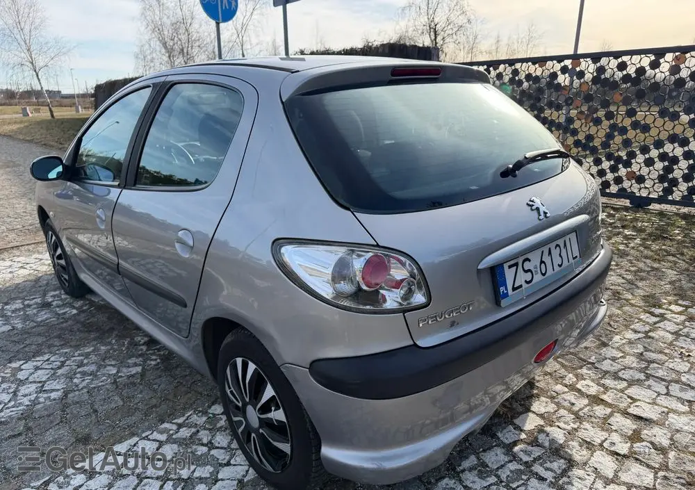 PEUGEOT 206 HDi eco 70 Filou