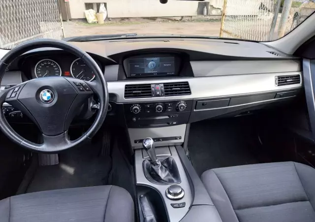 BMW Seria 5 525d