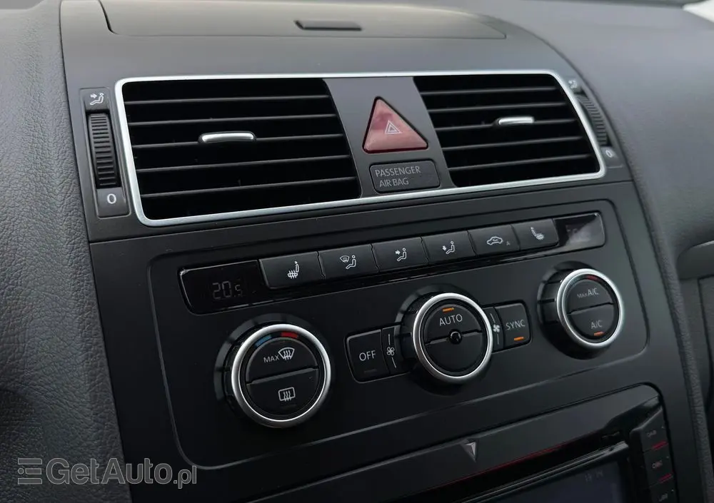 VOLKSWAGEN Touran 2.0 TDI DPF BlueMotion Technology Life