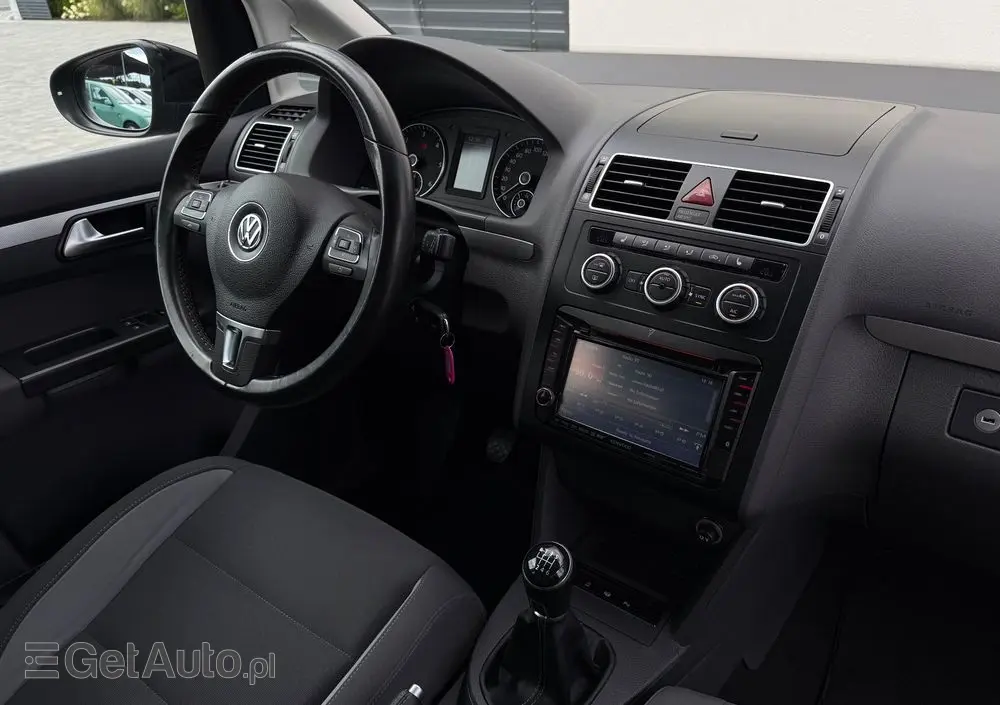 VOLKSWAGEN Touran 2.0 TDI DPF BlueMotion Technology Life