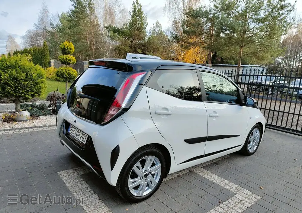 TOYOTA Aygo X