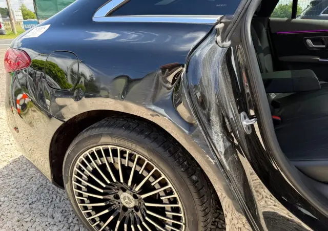 MERCEDES-BENZ EQS 450+ AMG Line