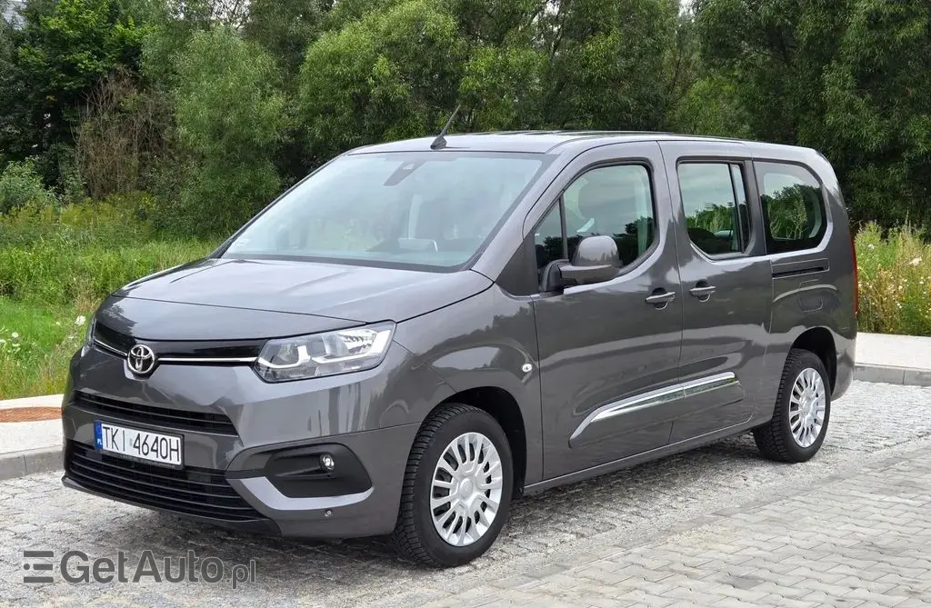 TOYOTA Proace City 