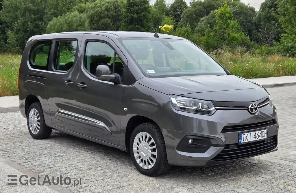 TOYOTA Proace City 