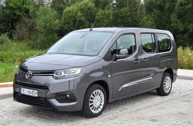 TOYOTA Proace City 