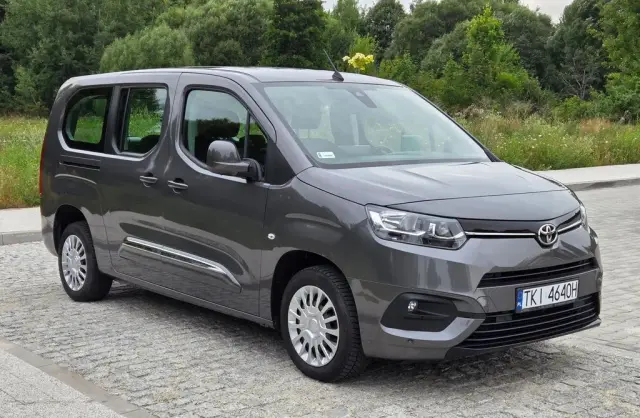 TOYOTA Proace City 
