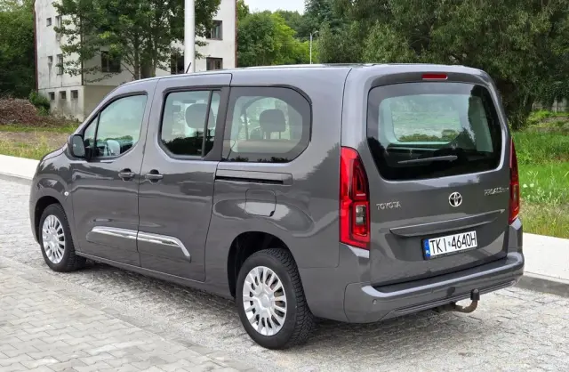 TOYOTA Proace City 