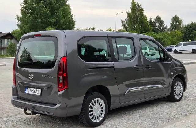 TOYOTA Proace City 