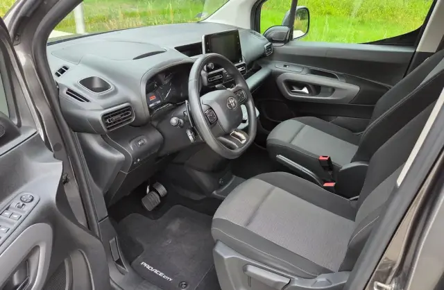TOYOTA Proace City 