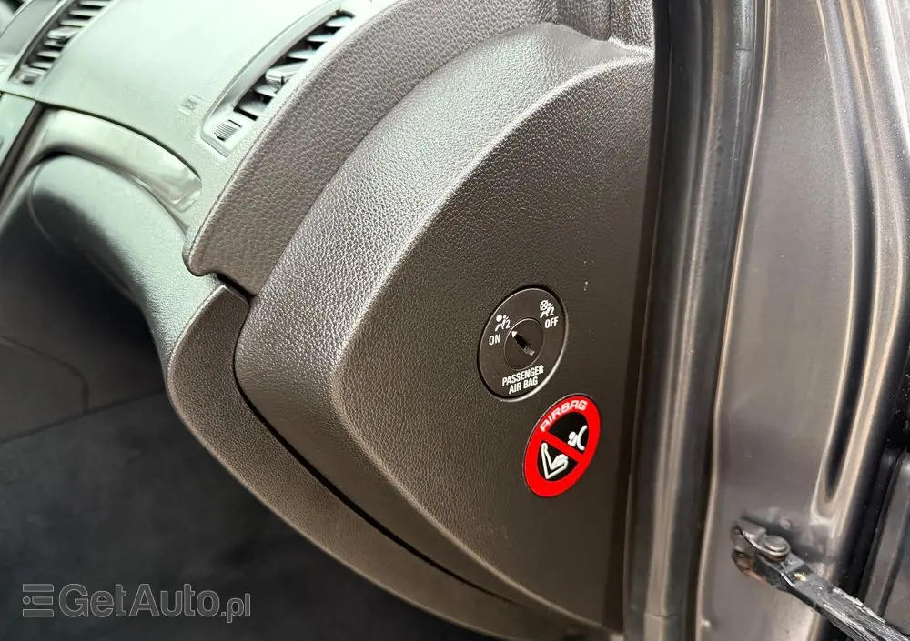 OPEL Insignia 1.6 Turbo Edition