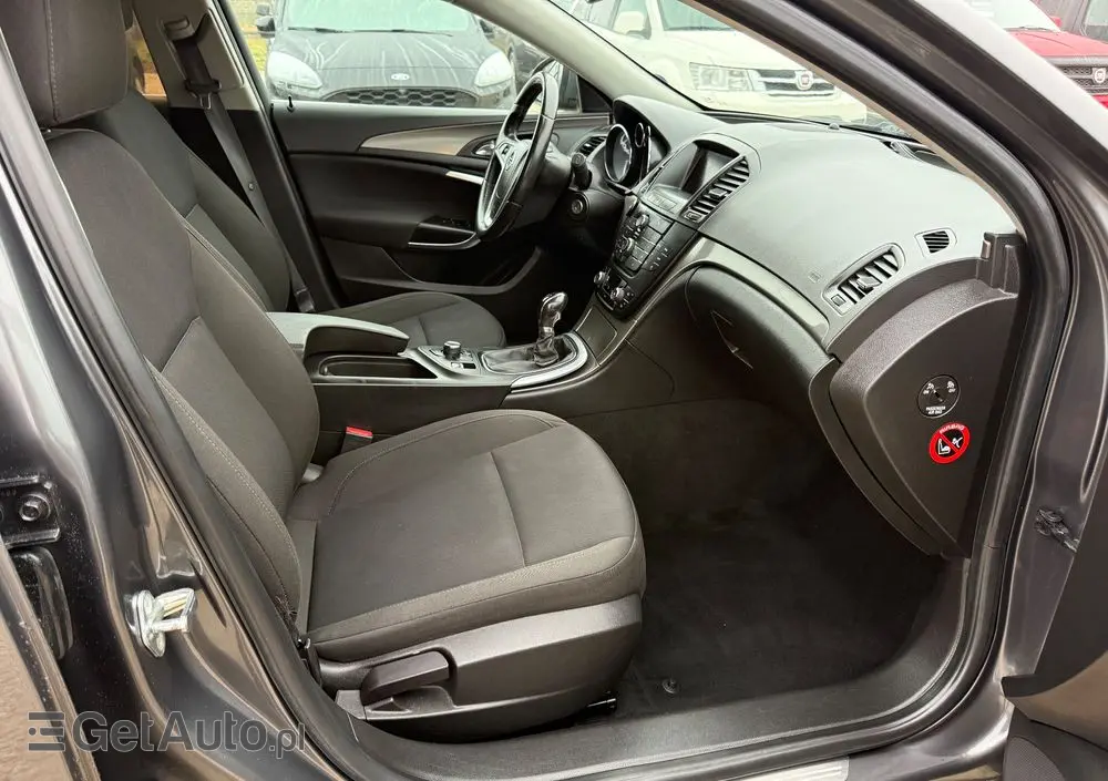 OPEL Insignia 1.6 Turbo Edition