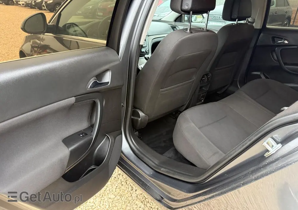 OPEL Insignia 1.6 Turbo Edition