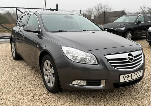 OPEL Insignia 1.6 Turbo Edition