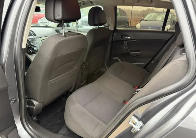 OPEL Insignia 1.6 Turbo Edition