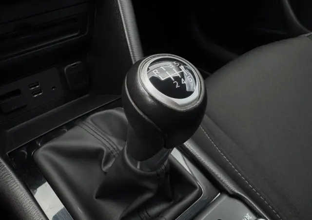 MAZDA CX-3 SKYACTIV-D 115 FWD Center-Line
