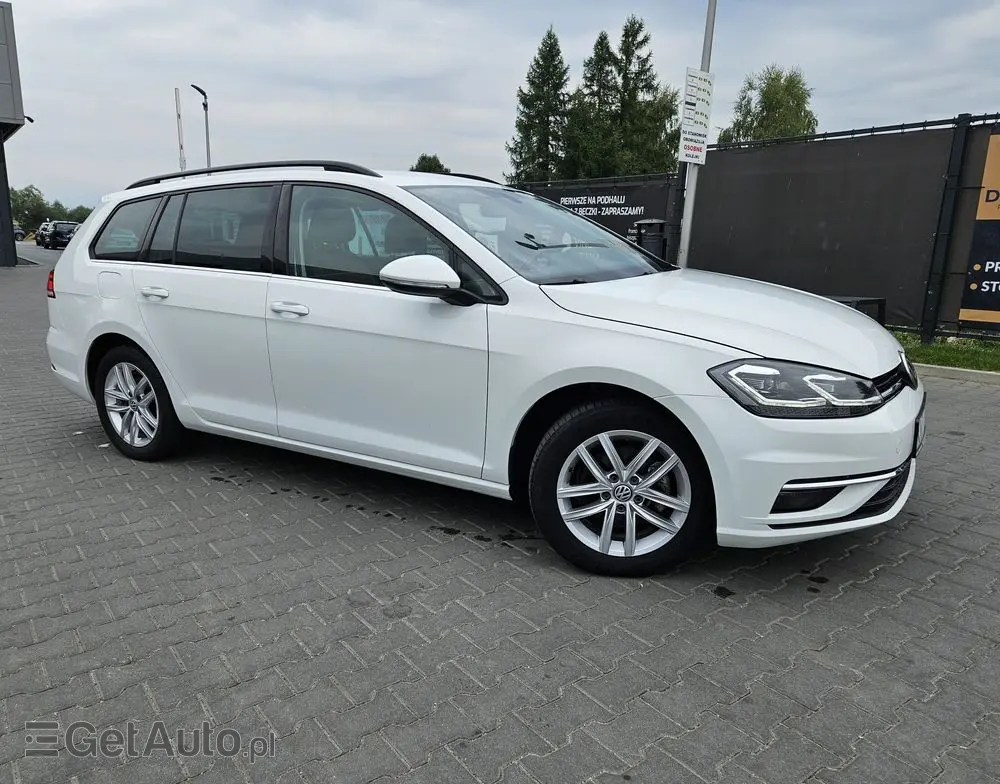 VOLKSWAGEN Golf Variant 2.0 TDI SCR DSG Active