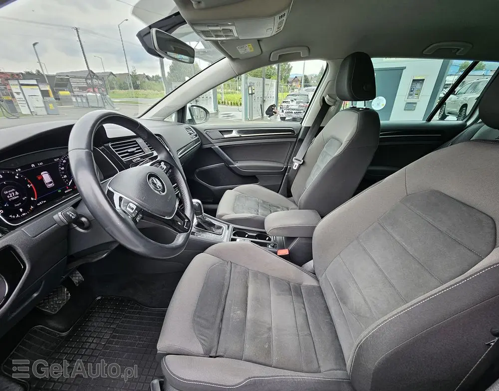 VOLKSWAGEN Golf Variant 2.0 TDI SCR DSG Active