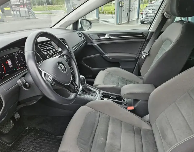 VOLKSWAGEN Golf Variant 2.0 TDI SCR DSG Active