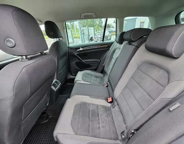 VOLKSWAGEN Golf Variant 2.0 TDI SCR DSG Active
