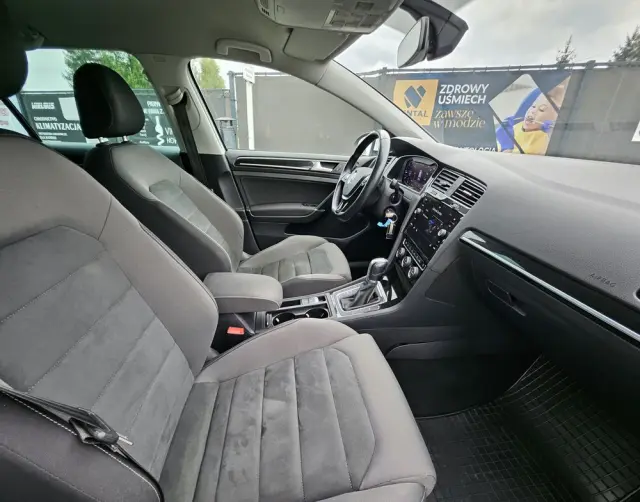 VOLKSWAGEN Golf Variant 2.0 TDI SCR DSG Active