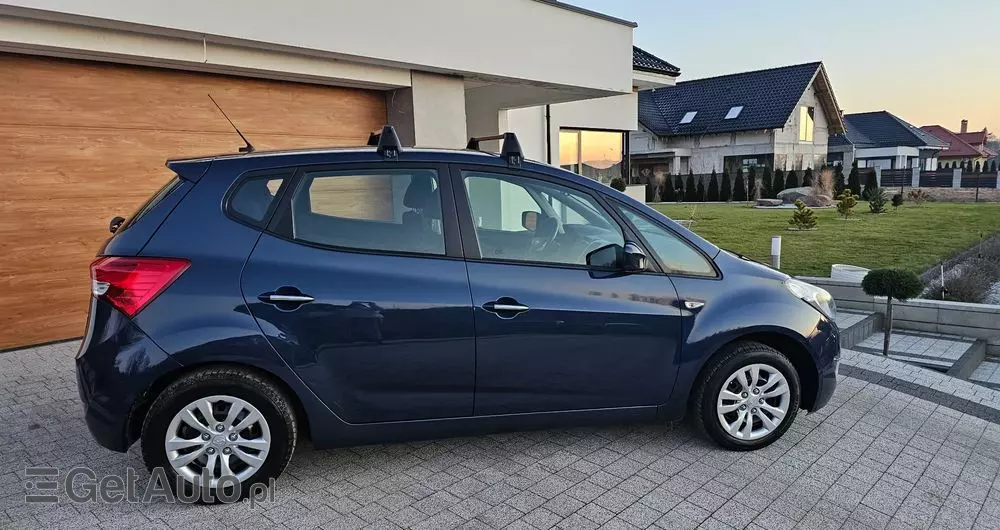 HYUNDAI Ix20 1.4 blue Comfort