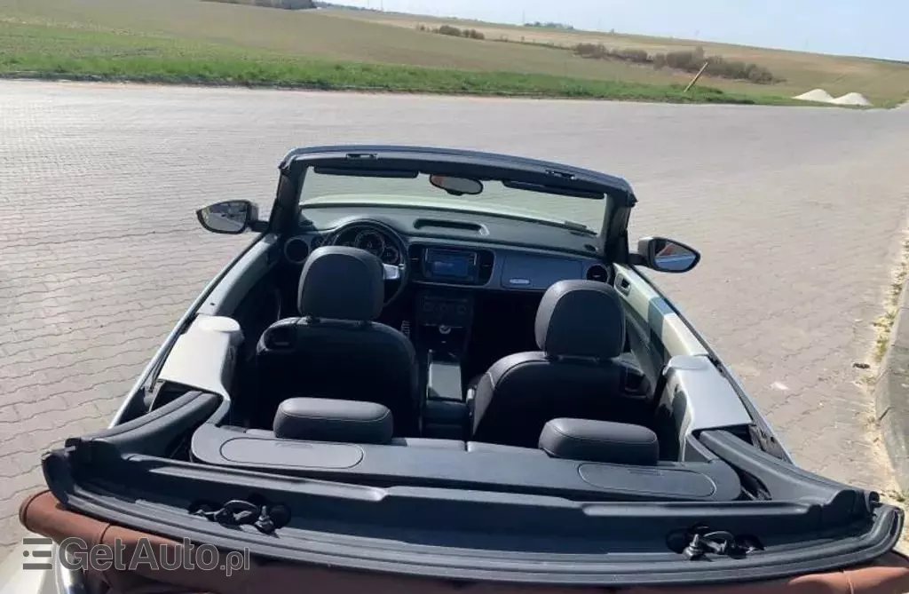 VOLKSWAGEN Beetle 