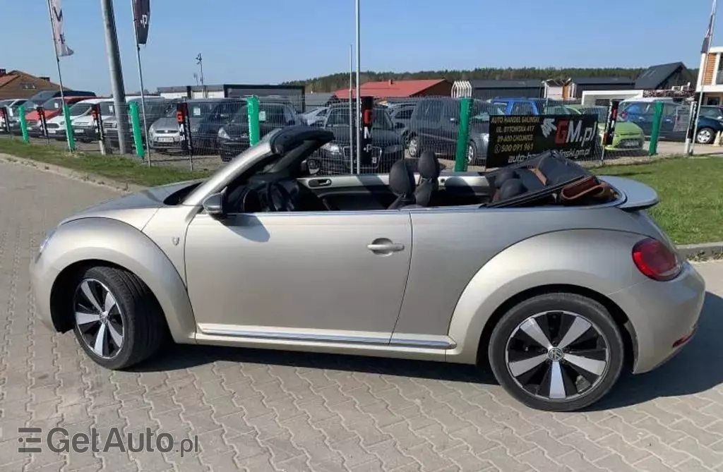 VOLKSWAGEN Beetle 