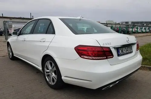 MERCEDES-BENZ Klasa E 