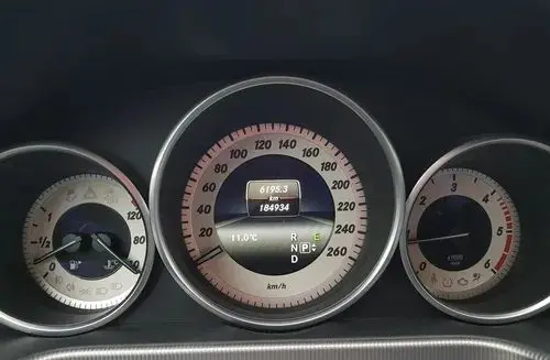 MERCEDES-BENZ Klasa E 