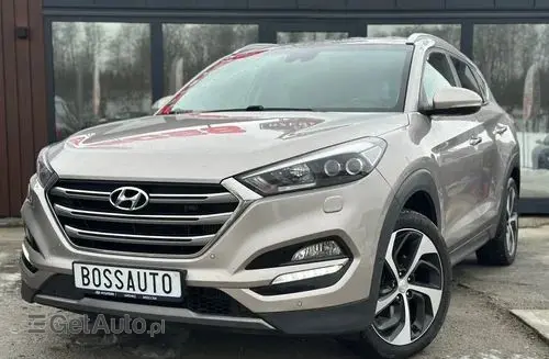 HYUNDAI Tucson 