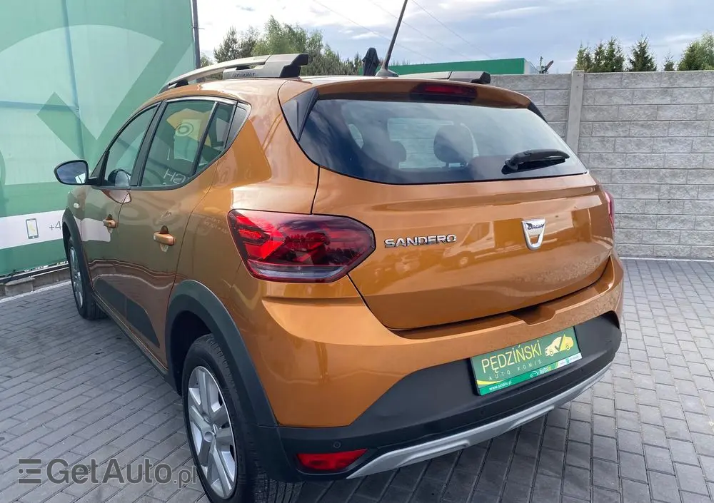 DACIA Sandero Stepway TCe 100 Celebration