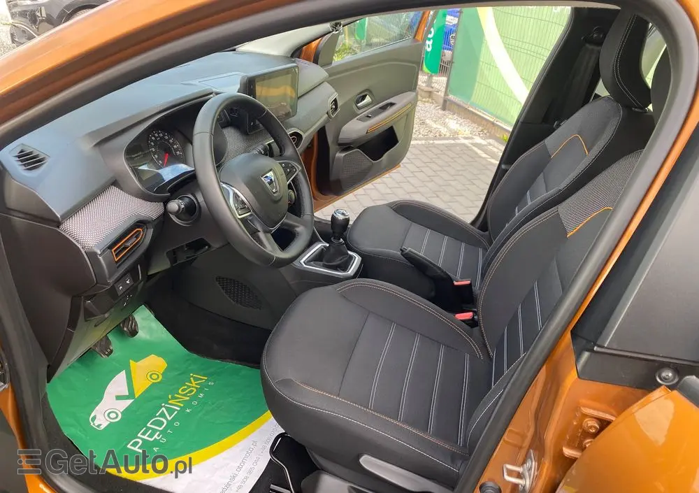 DACIA Sandero Stepway TCe 100 Celebration