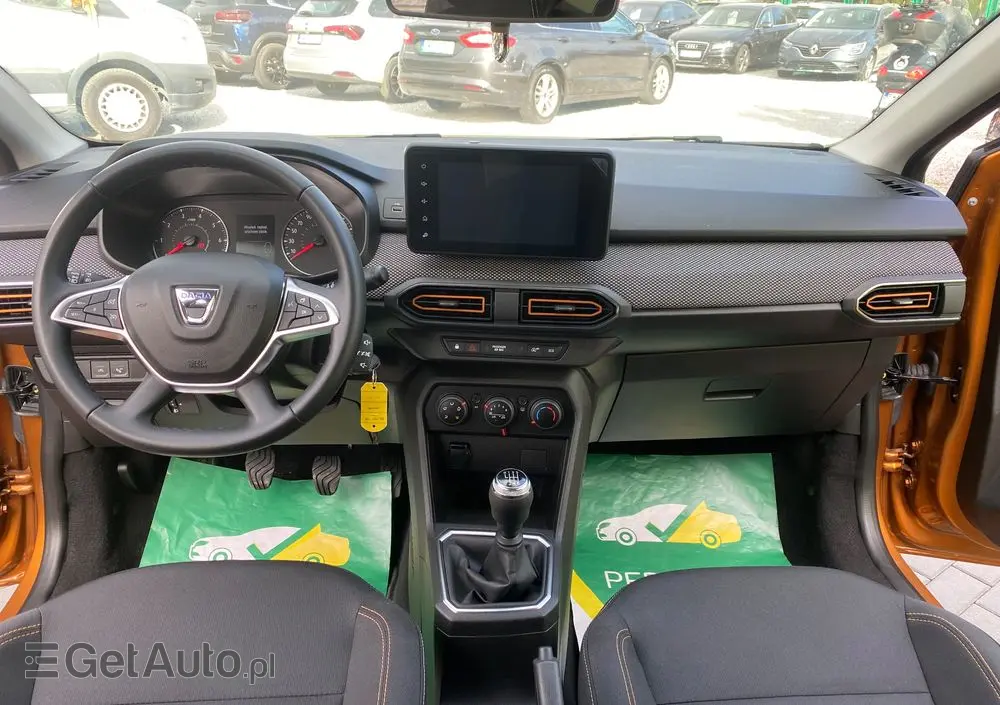 DACIA Sandero Stepway TCe 100 Celebration