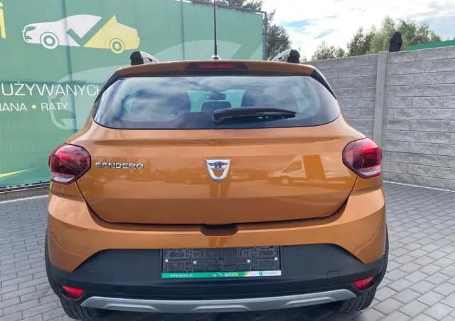 DACIA Sandero Stepway TCe 100 Celebration