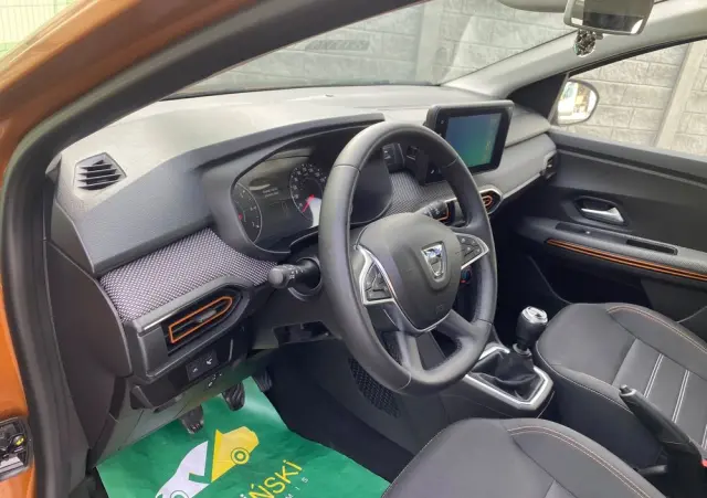 DACIA Sandero Stepway TCe 100 Celebration