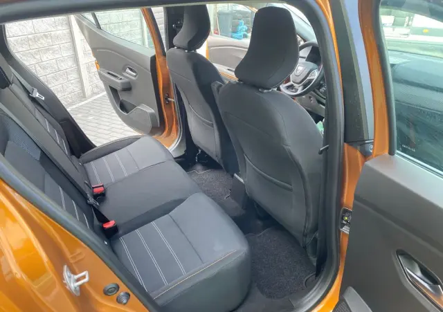 DACIA Sandero Stepway TCe 100 Celebration