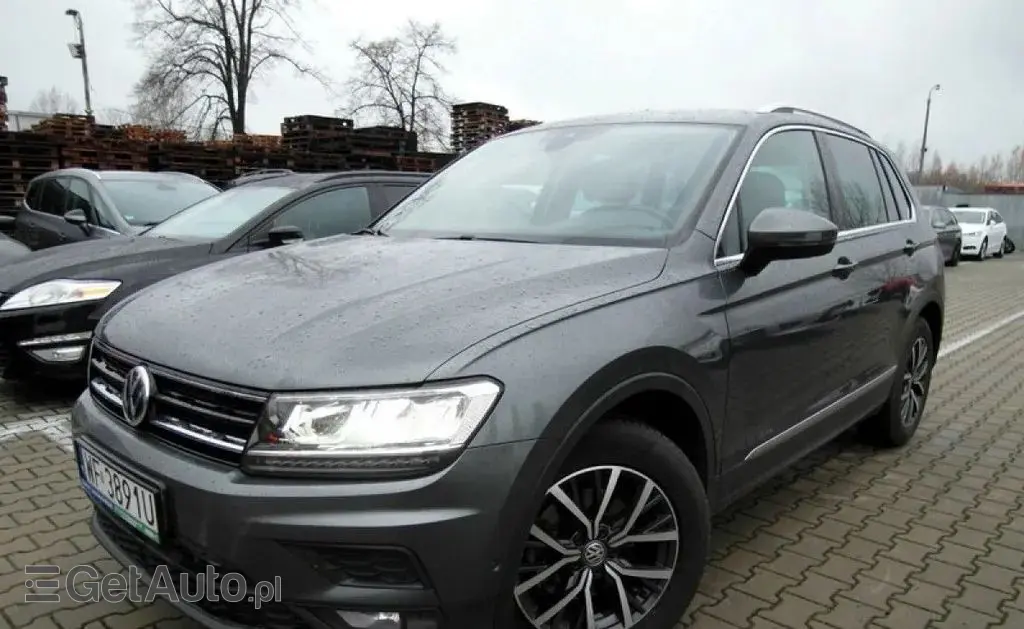 VOLKSWAGEN Tiguan 