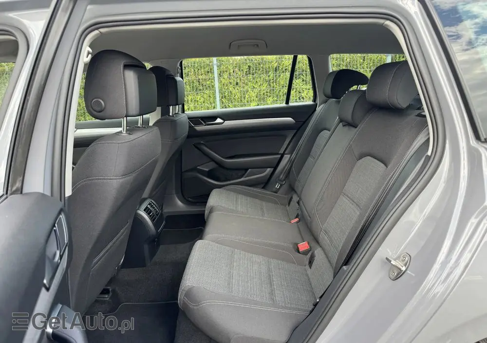 VOLKSWAGEN Passat 2.0 TSI Business DSG