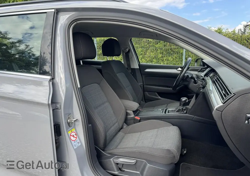 VOLKSWAGEN Passat 2.0 TSI Business DSG