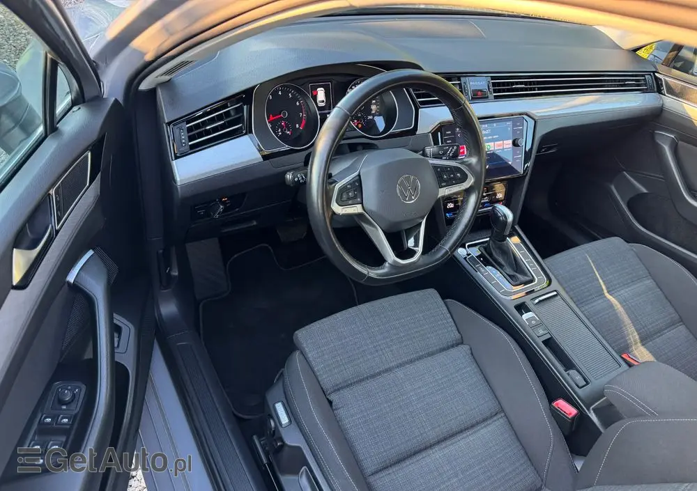 VOLKSWAGEN Passat 2.0 TSI Business DSG