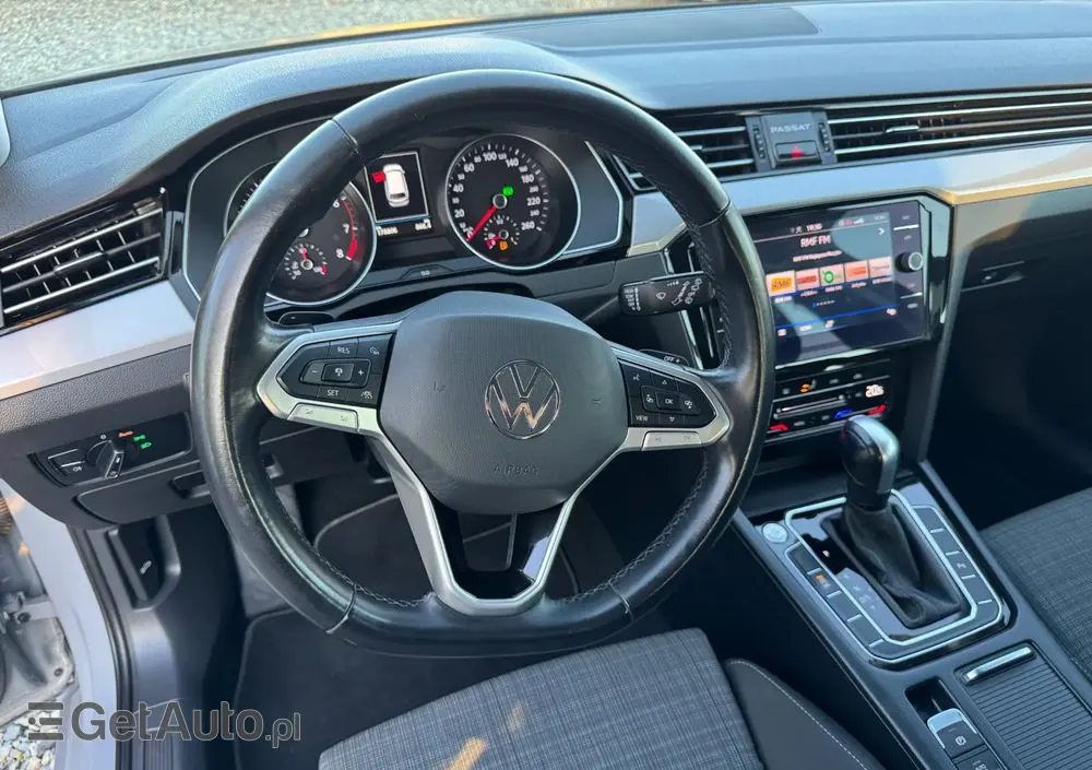 VOLKSWAGEN Passat 2.0 TSI Business DSG