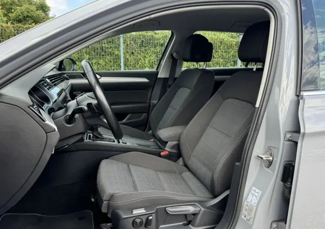 VOLKSWAGEN Passat 2.0 TSI Business DSG