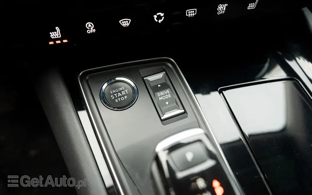 PEUGEOT 508 PureTech 180 EAT8 Allure Pack